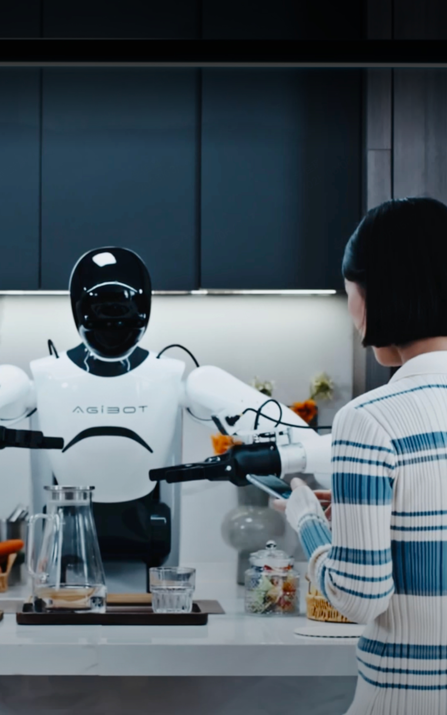 行业首款！XKTY星空发布具身智能一站式开发平台Genie Studio